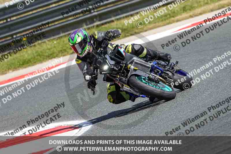 cadwell no limits trackday;cadwell park;cadwell park photographs;cadwell trackday photographs;enduro digital images;event digital images;eventdigitalimages;navarra;no limits trackdays;peter wileman photography;racing digital images;trackday digital images;trackday photos